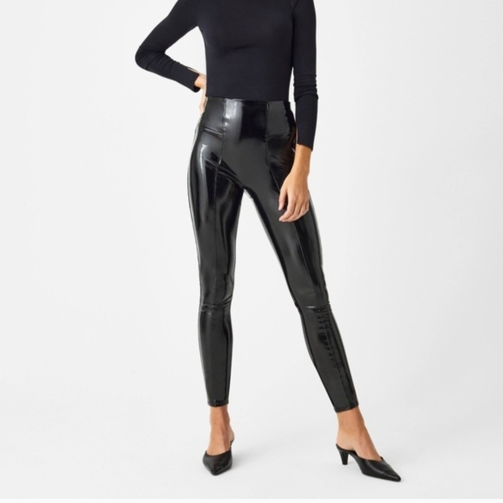 SPANX NWT Faux Patent Leather Leggings Classic Black‎ 20301Q Size Small Petite